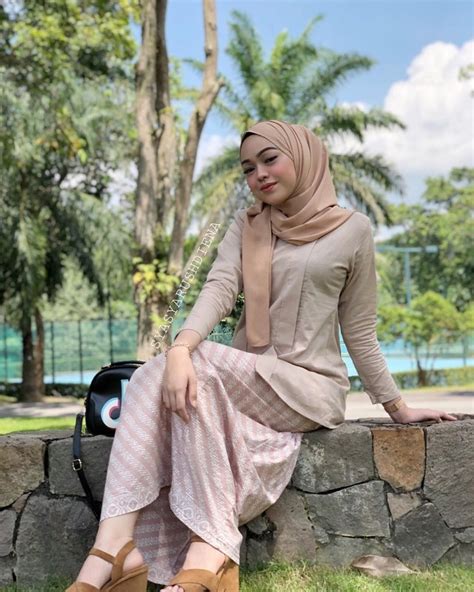 Peminat Tetek Melayu on Tumblr.